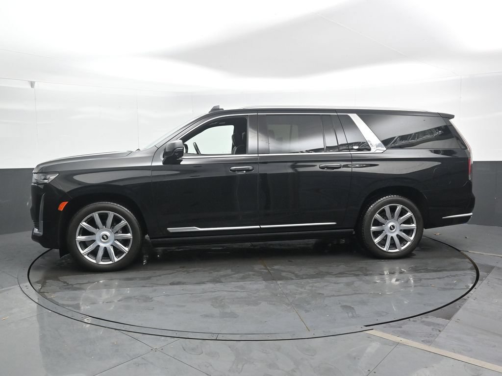 Used 2024 Cadillac Escalade ESV Premium Luxury Platinum AWD/4WD image 8