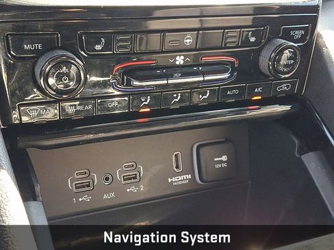 Used 2022 Jeep Grand Cherokee Limited 4xe image 17