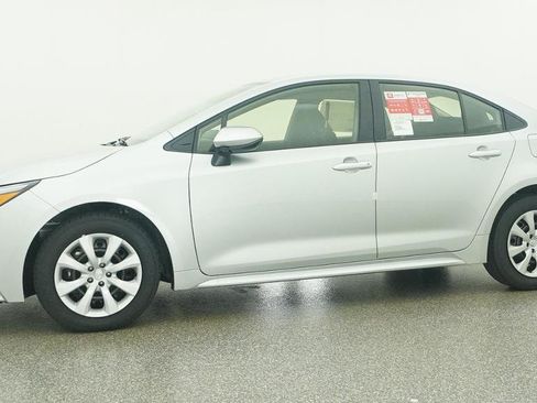 New 2026 Toyota Corolla LE FWD image 4