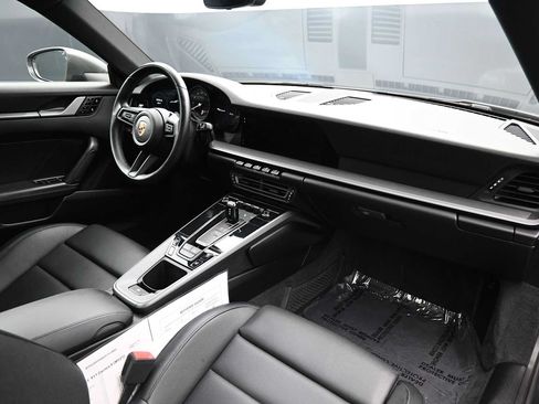 Certified 2021 Porsche 911 Carrera S RWD image 17