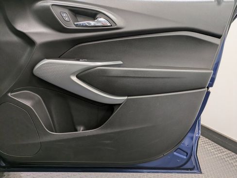 Used 2024 Chevrolet Trax LS w/ LS Convenience Package image 27