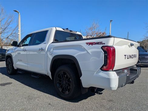 Used 2022 Toyota Tundra Limited image 9