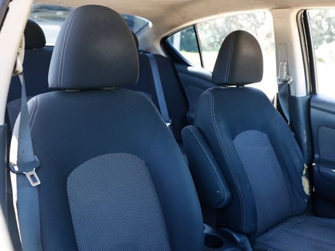 Used 2014 Nissan Versa SV image 18