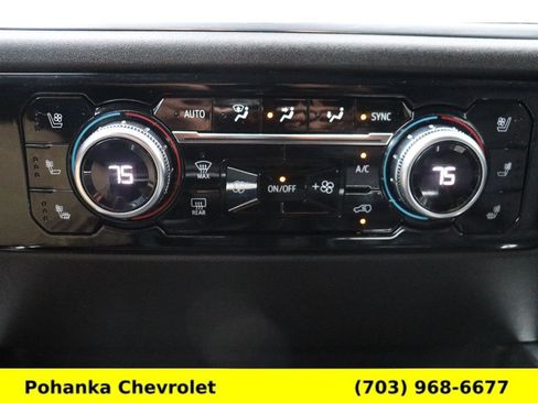 Certified 2023 GMC Sierra 1500 SLT w/ SLT Convenience Package AWD/4WD image 17