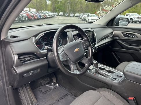 Used 2019 Chevrolet Traverse LT AWD/4WD image 16