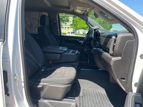 Used 2025 Chevrolet Silverado 2500 LT w/ Convenience Package AWD/4WD image 21