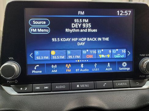 Used 2023 Nissan Sentra SV w/ All-Weather Package FWD image 25