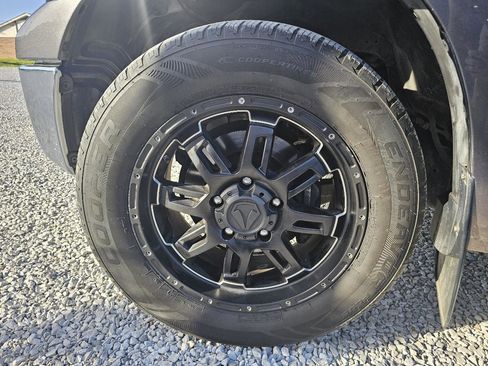Used 2013 Toyota Tundra 2WD CrewMax w/ Tow Pkg image 70