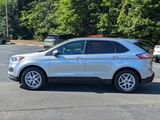 Used 2024 Ford Edge SEL image 4