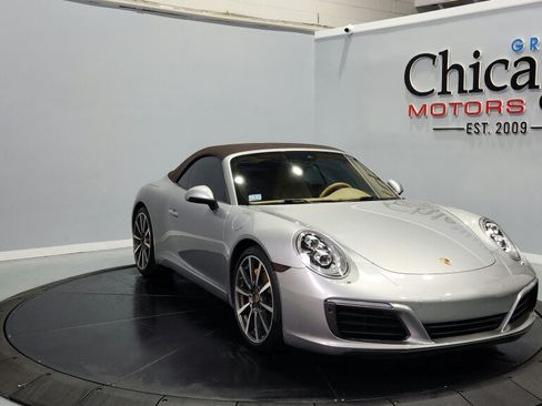 Used 2017 Porsche 911 Carrera RWD image 3