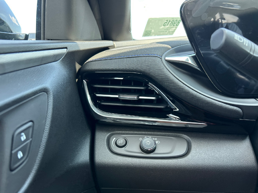 New 2026 Buick Envista Sport Touring w/ Convenience I Package FWD image 20
