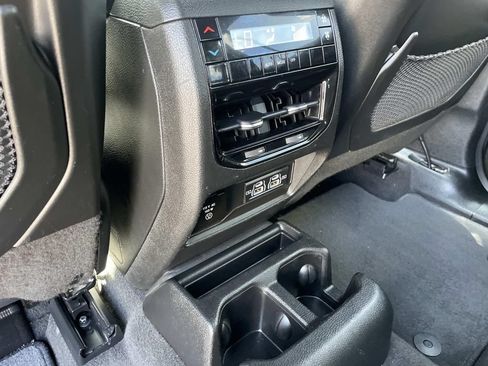Used 2021 Jeep Grand Cherokee L Laredo RWD image 14
