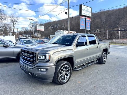 Used 2017 GMC Sierra 1500 SLT image 2