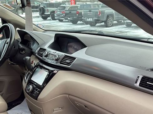 Used 2014 Honda Odyssey EX-L image 31