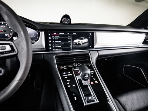 Certified 2023 Porsche Panamera GTS AWD/4WD image 19
