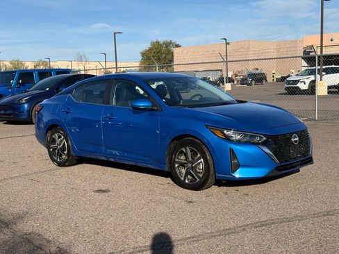 Certified 2025 Nissan Sentra SV image 3