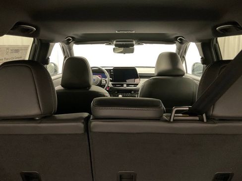 New 2026 Subaru Outback Touring AWD/4WD image 27
