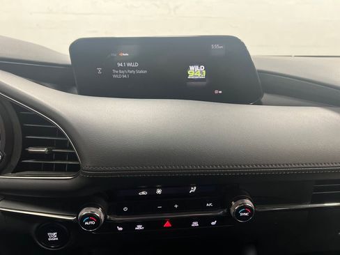 Used 2022 MAZDA MAZDA3 s image 7