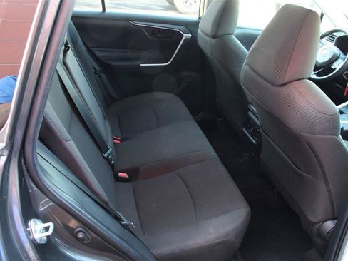 Used 2022 Toyota RAV4 LE w/ Carpet Mat Package (TMS) AWD/4WD image 23