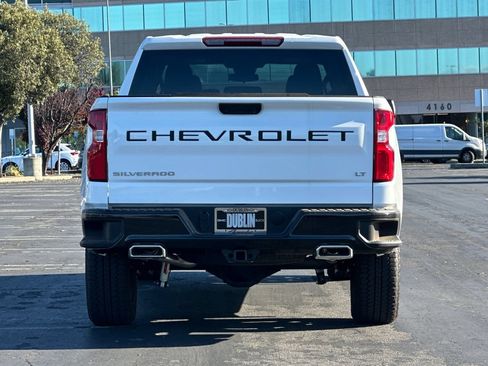Used 2026 Chevrolet Silverado 1500 LT Trail Boss w/ Protection Package AWD/4WD image 5