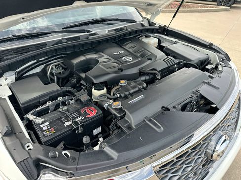 Used 2020 Nissan Armada Platinum w/ Platinum Reserve Package AWD/4WD image 28