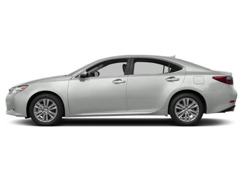 Used 2015 Lexus ES 350 w/ Luxury Package FWD image 3