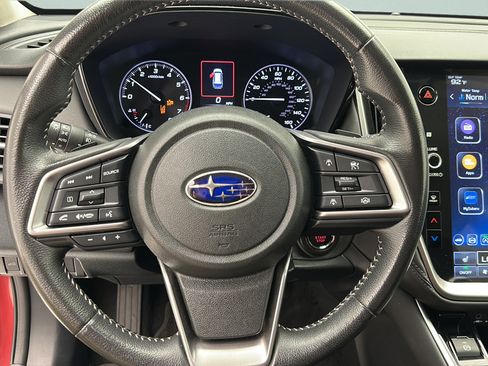 Used 2024 Subaru Outback Premium AWD/4WD image 16