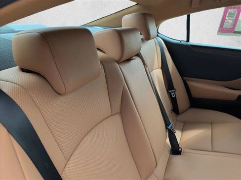 Used 2024 Lexus ES 350 w/ Premium Package FWD image 23