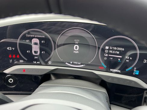 New 2026 Porsche Taycan 4S AWD/4WD image 24