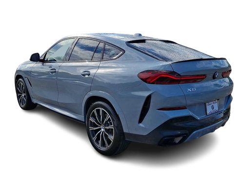 Used 2024 BMW X6 xDrive40i w/ Premium Package AWD/4WD image 4