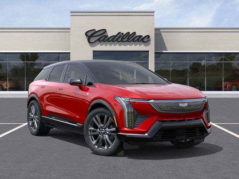 New 2025 Cadillac Optiq Sport 2 w/ LPO, Floor Liner Package AWD/4WD image 7