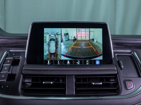 Used 2022 GMC Yukon XL SLT w/ SLT Premium Package AWD/4WD image 27