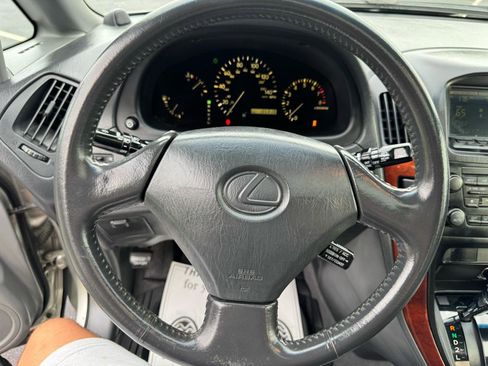 Used 1999 Lexus RX 300 4WD image 40