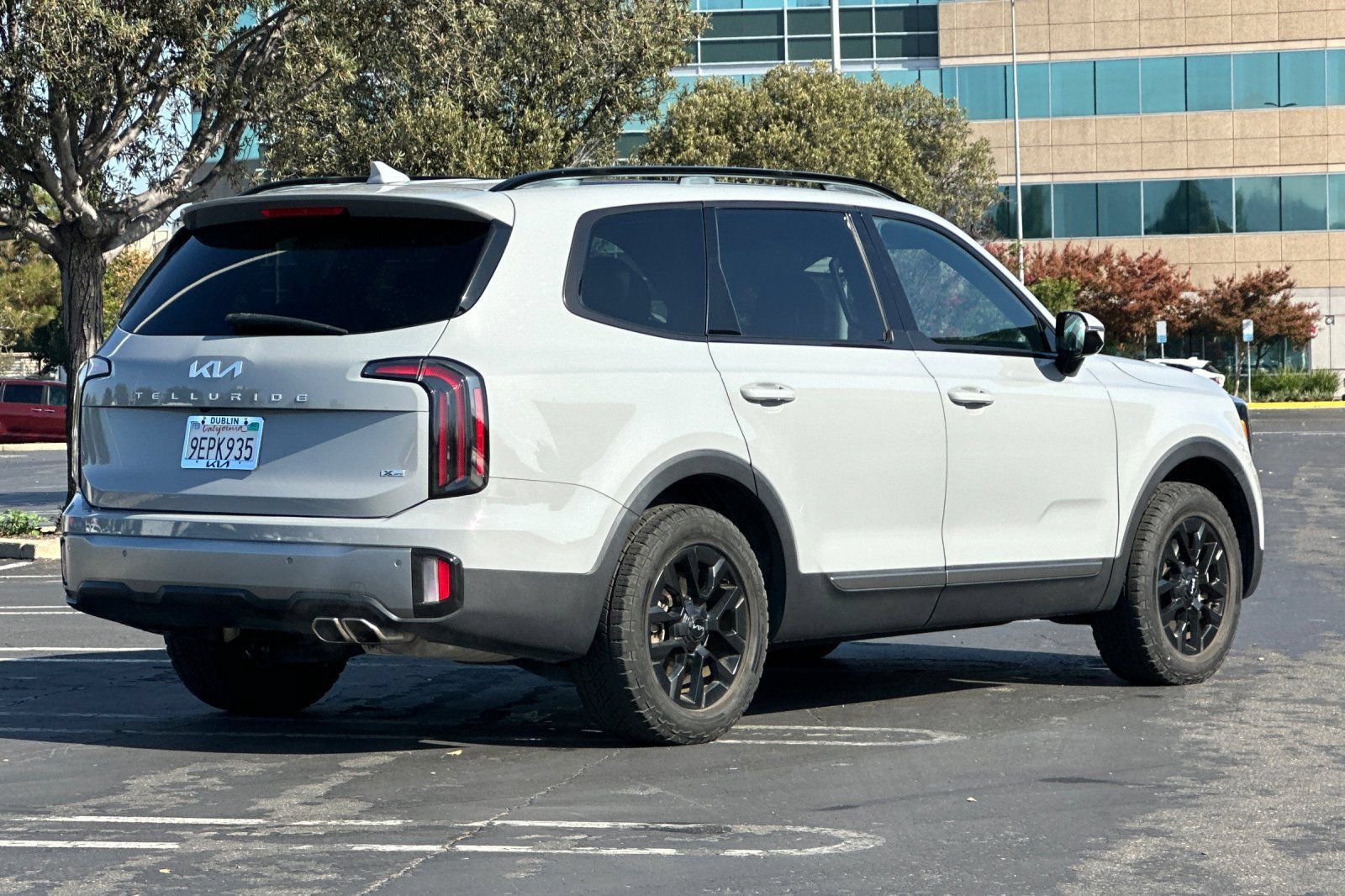 Used 2023 Kia Telluride SX X-Pro AWD/4WD image 4