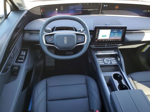 New 2026 Lincoln Nautilus Premier AWD/4WD image 15