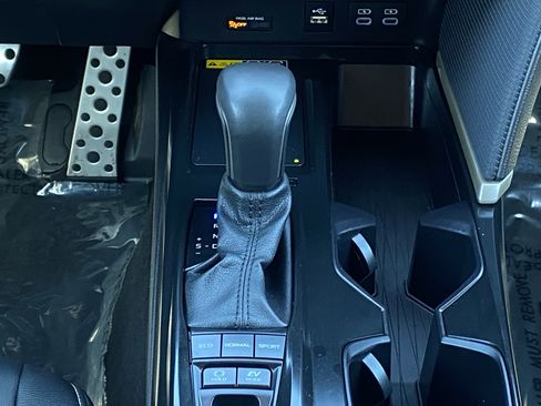 Certified 2025 Toyota Camry SE image 15