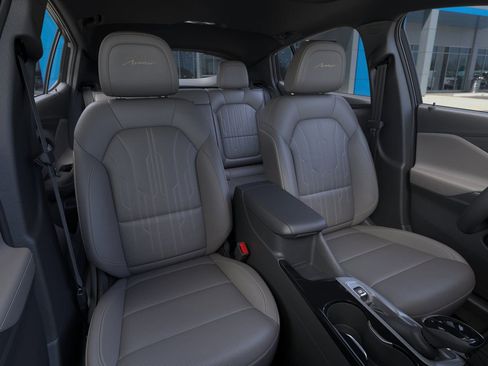 New 2026 Buick Envista Avenir image 40