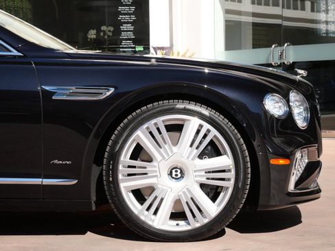 Used 2026 Bentley Flying Spur Azure AWD/4WD image 6