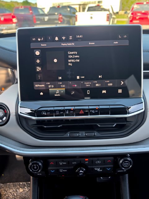 New 2026 Jeep Compass Limited AWD/4WD image 17