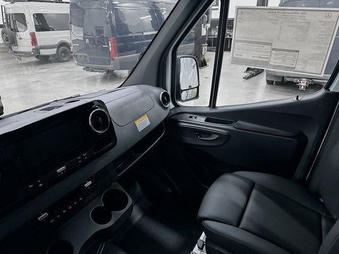New 2026 Mercedes-Benz Sprinter 3500 image 23
