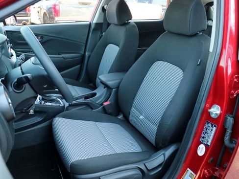 Used 2023 Hyundai Kona SE AWD/4WD image 17