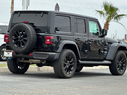Certified 2022 Jeep Wrangler Unlimited Sahara AWD/4WD image 3