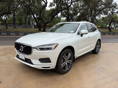 Used 2018 Volvo XC60 T5 Momentum w/ Convenience Package AWD/4WD image 1