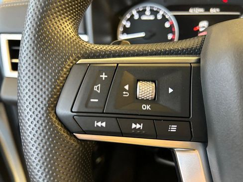 New 2026 Mitsubishi Outlander SE image 21