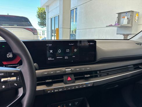 Used 2025 Kia K4 FWD image 21