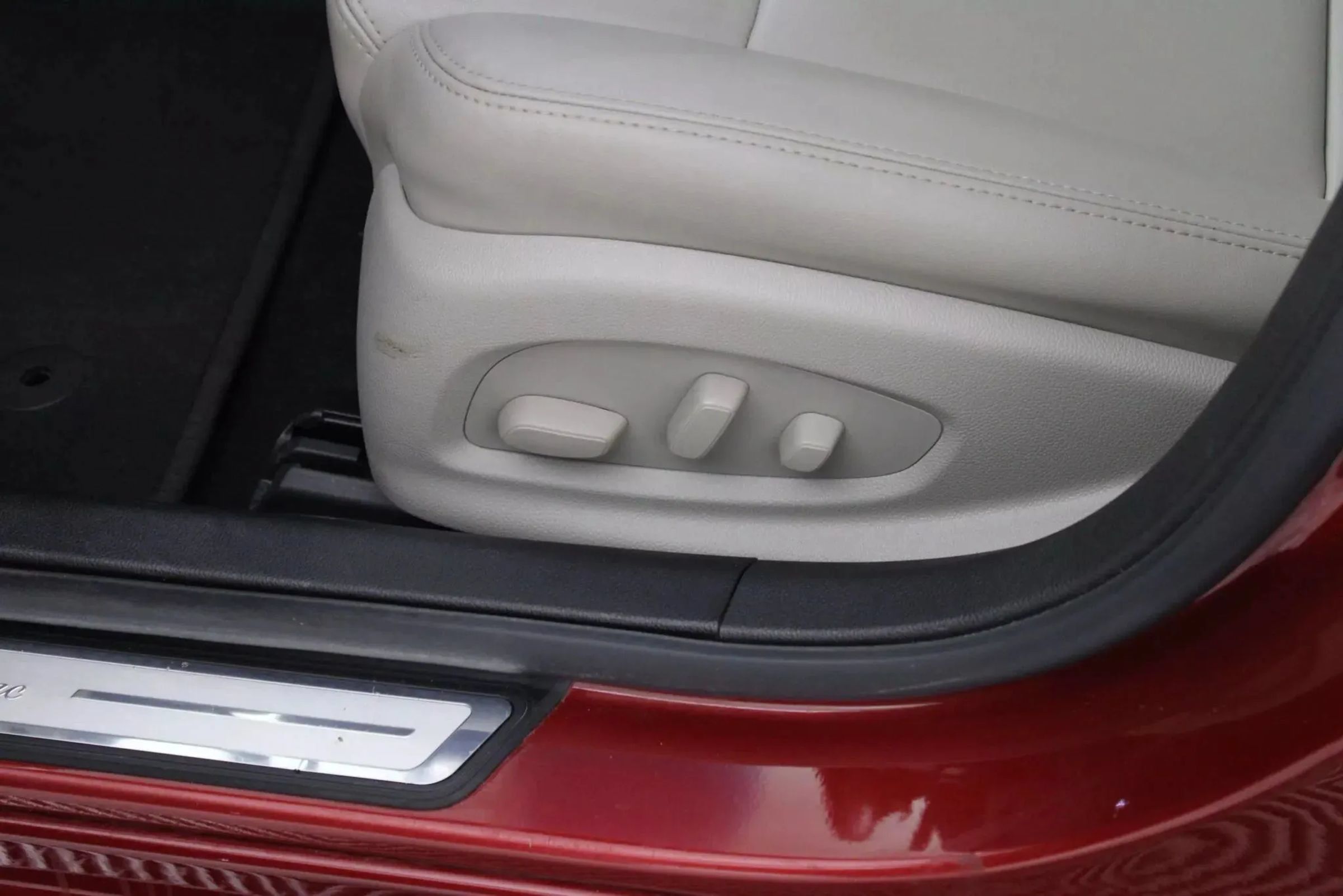 Used 2019 Cadillac CTS AWD Sedan image 33