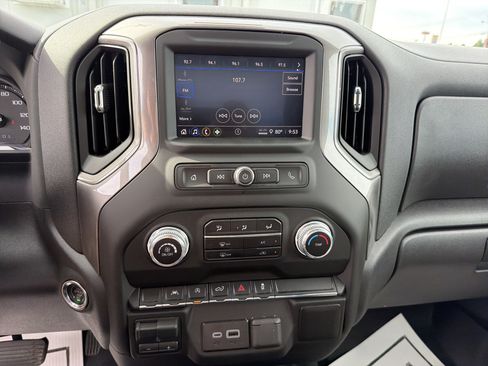 Used 2025 GMC Sierra 1500 Pro w/ Pro Value Package AWD/4WD image 19