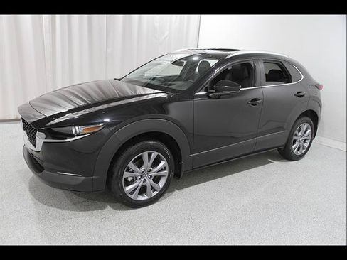 Used 2025 MAZDA CX-30 AWD 2.5 S w/ Premium Package image 3