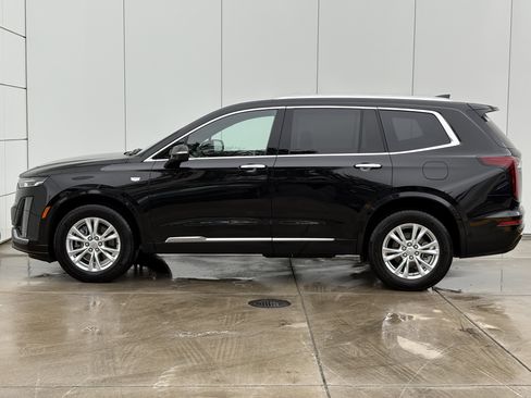 Certified 2024 Cadillac XT6 Luxury w/ LPO, Floor Liner Package AWD/4WD image 4