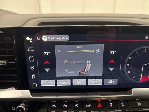 New 2026 GMC Sierra 1500 SLT w/ SLT Premium Plus Package image 44